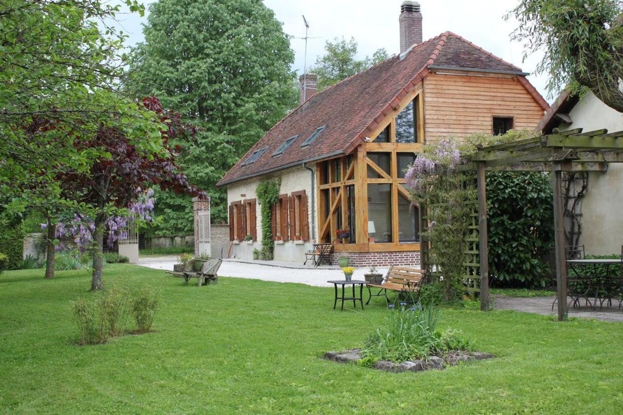 La Croix St Jean Bed and Breakfast Foucheres Buitenkant foto